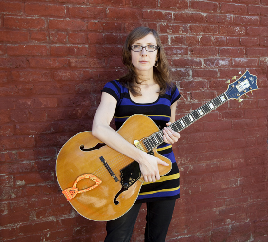 Mary Halvorson Trio image